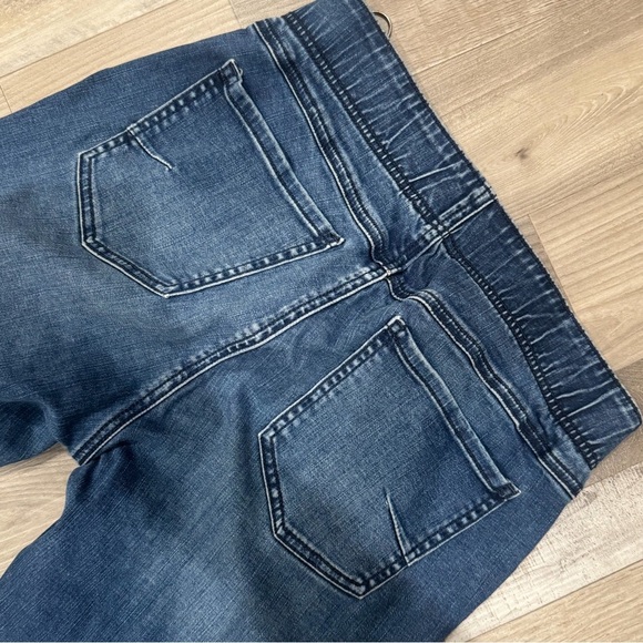 CAbi jeans side zip elastic waist skinny jean ❤️ - Picture 7 of 7